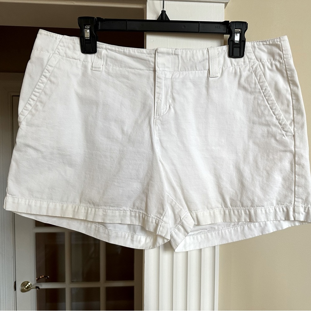 Lilly Pulitzer 5” inseam shorts